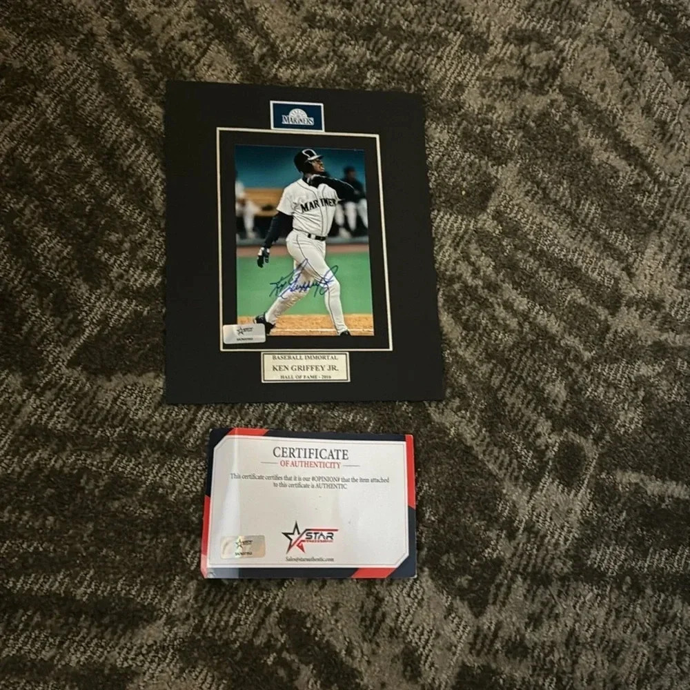 Ken Griffey Jr. MLB Original Autographed Photos
